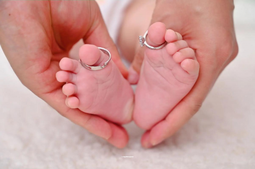 成都试管代怀孕妇多久肚子变大